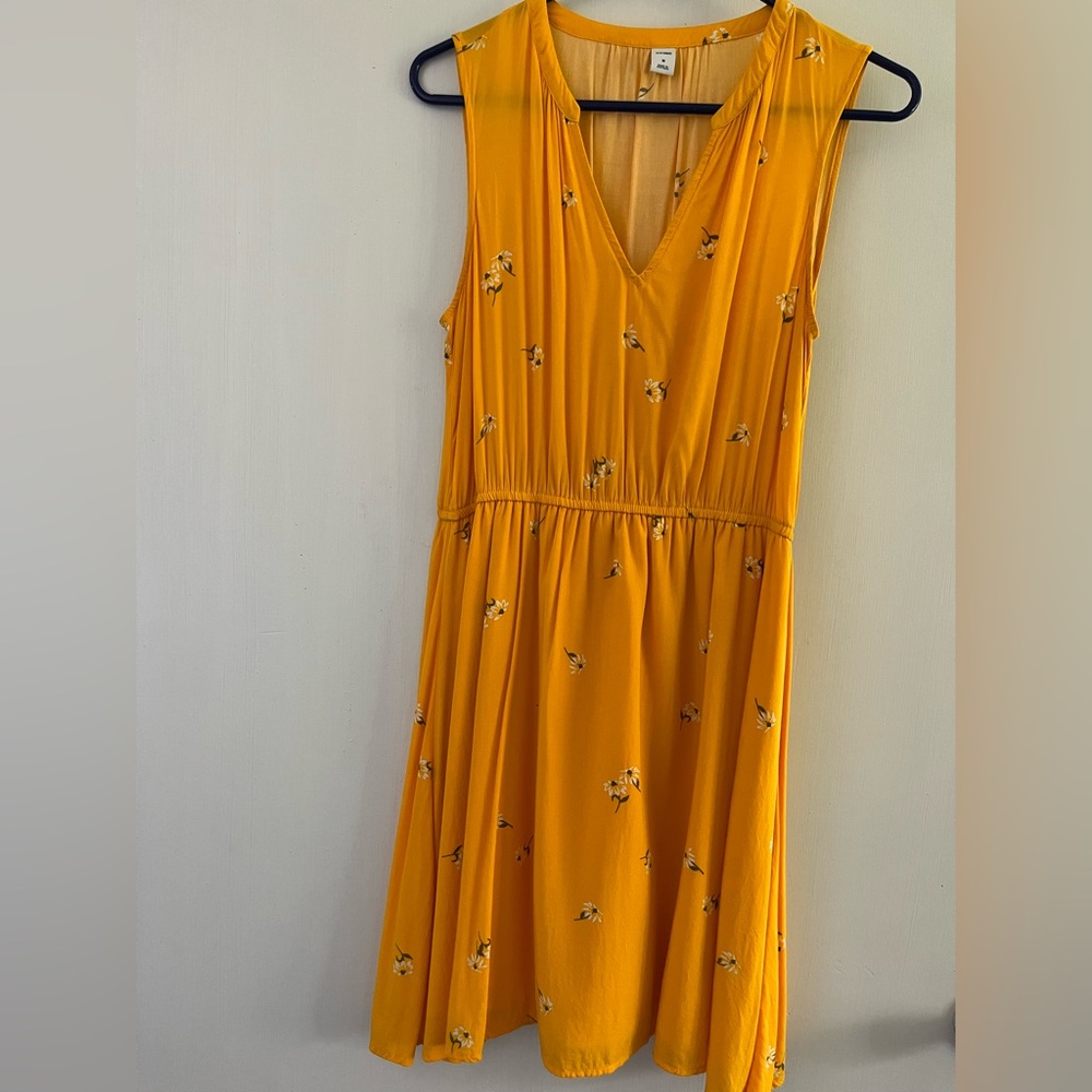 Old navy floral yellow dress